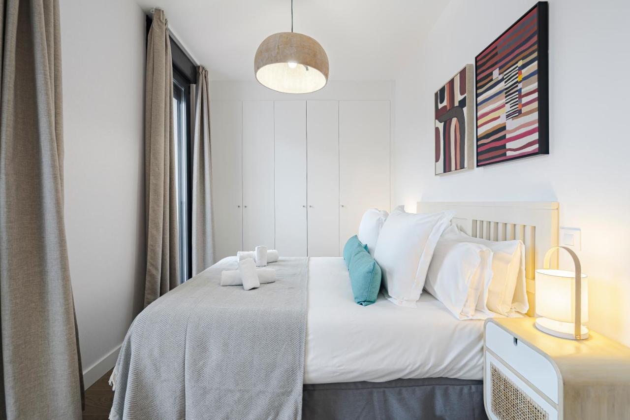 Feelathome Castilla Apartments Madrid Eksteriør bilde