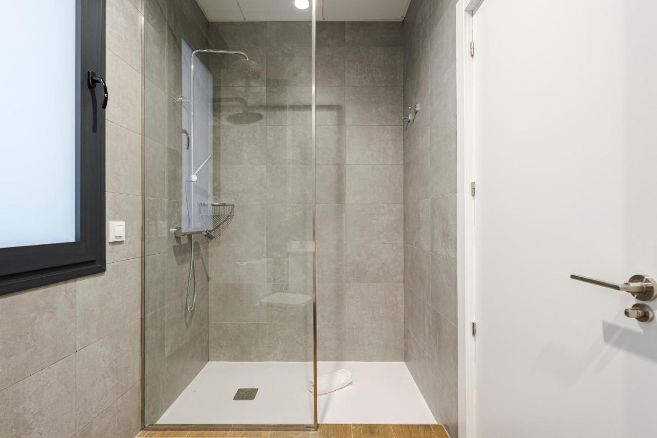 Feelathome Castilla Apartments Madrid Eksteriør bilde
