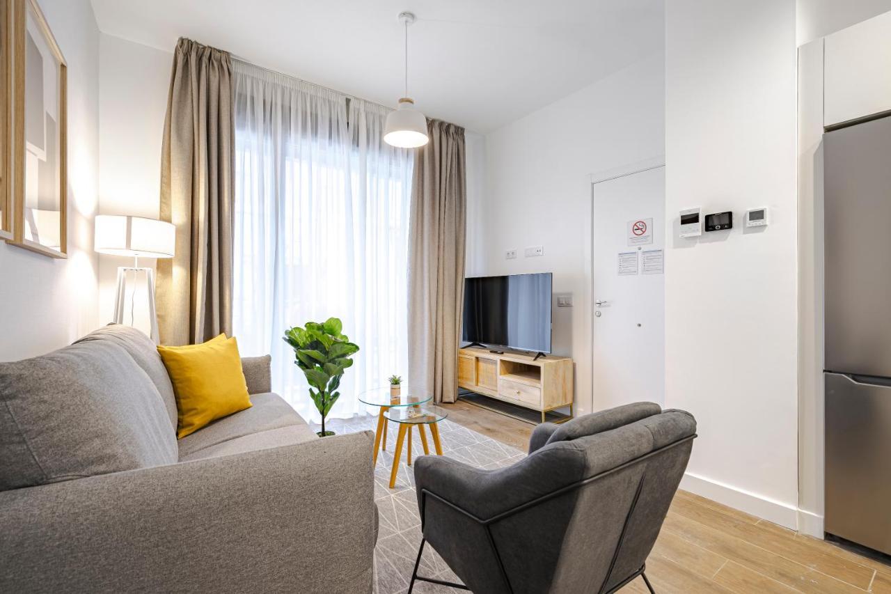 Feelathome Castilla Apartments Madrid Eksteriør bilde