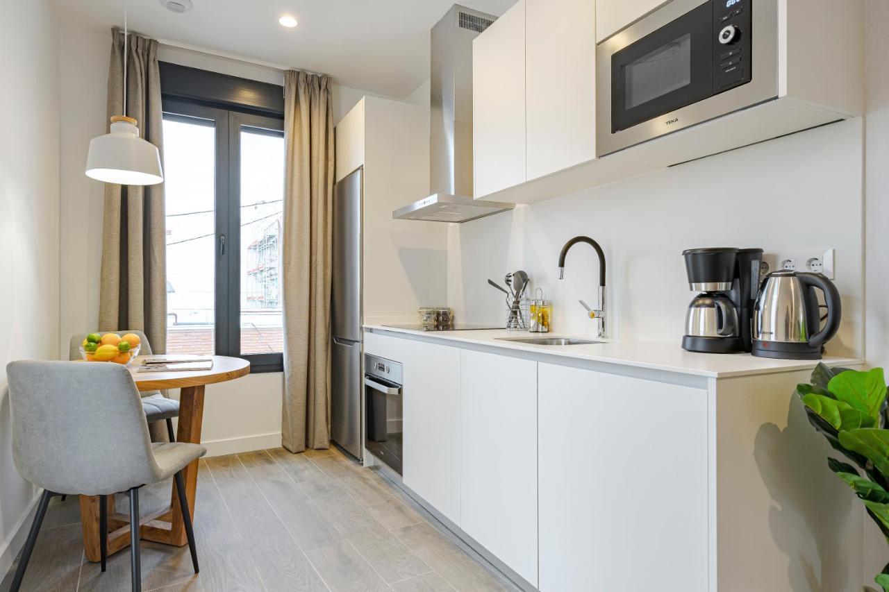 Feelathome Castilla Apartments Madrid Eksteriør bilde